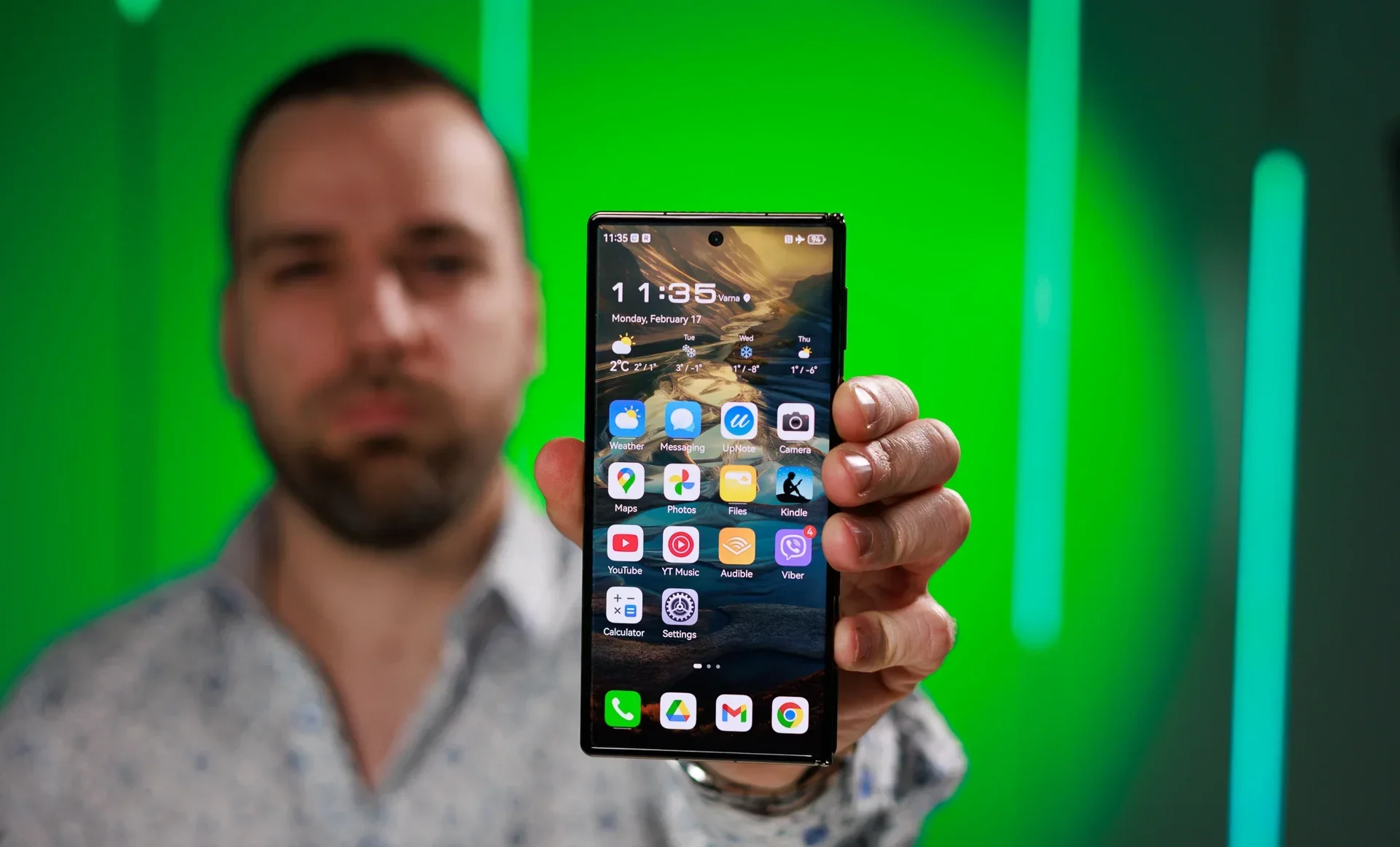 Складной смартфон Oppo: бренд боится релиза | DGL.RU