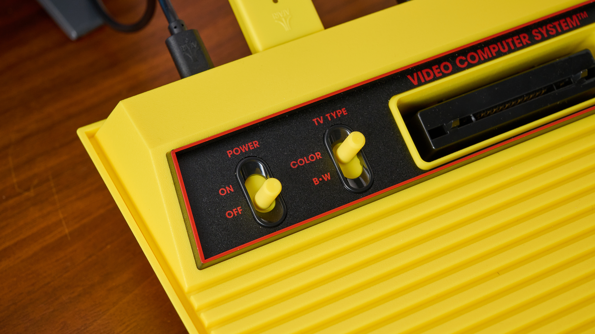 Приставка Atari 2600+ Pac-Man Edition | DGL.RU