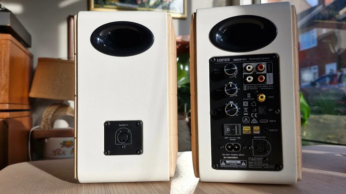 Обзор колонок Edifier S880DB MKII: почти идеальны, но у них есть фатальный недостаток картинка Edifier S880DB MKII