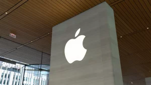 Складка отменяется: Samsung показала дисплей для iPhone Fold, который мы так ждали