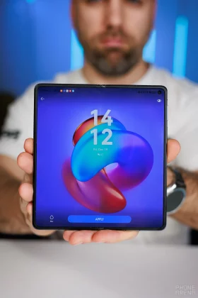 Складной смартфон Huawei Mate X7 удивляет | DGL.RU