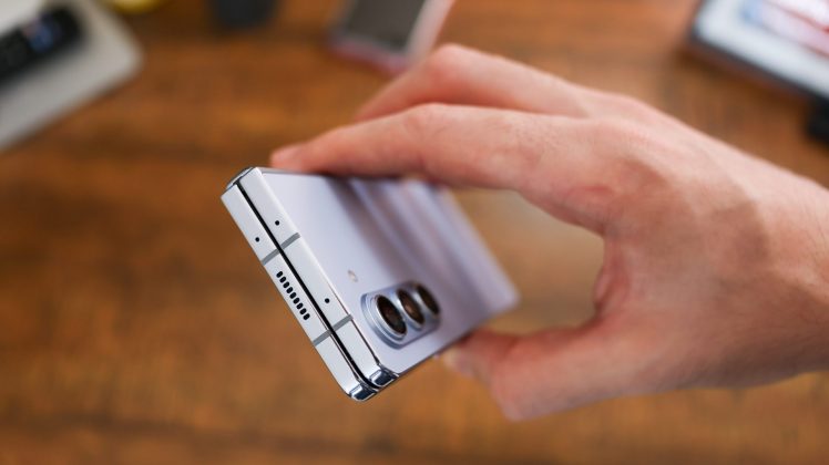 Смартфон Galaxy Z Fold 5 &mdash; лучший на Западе | DGL.RU