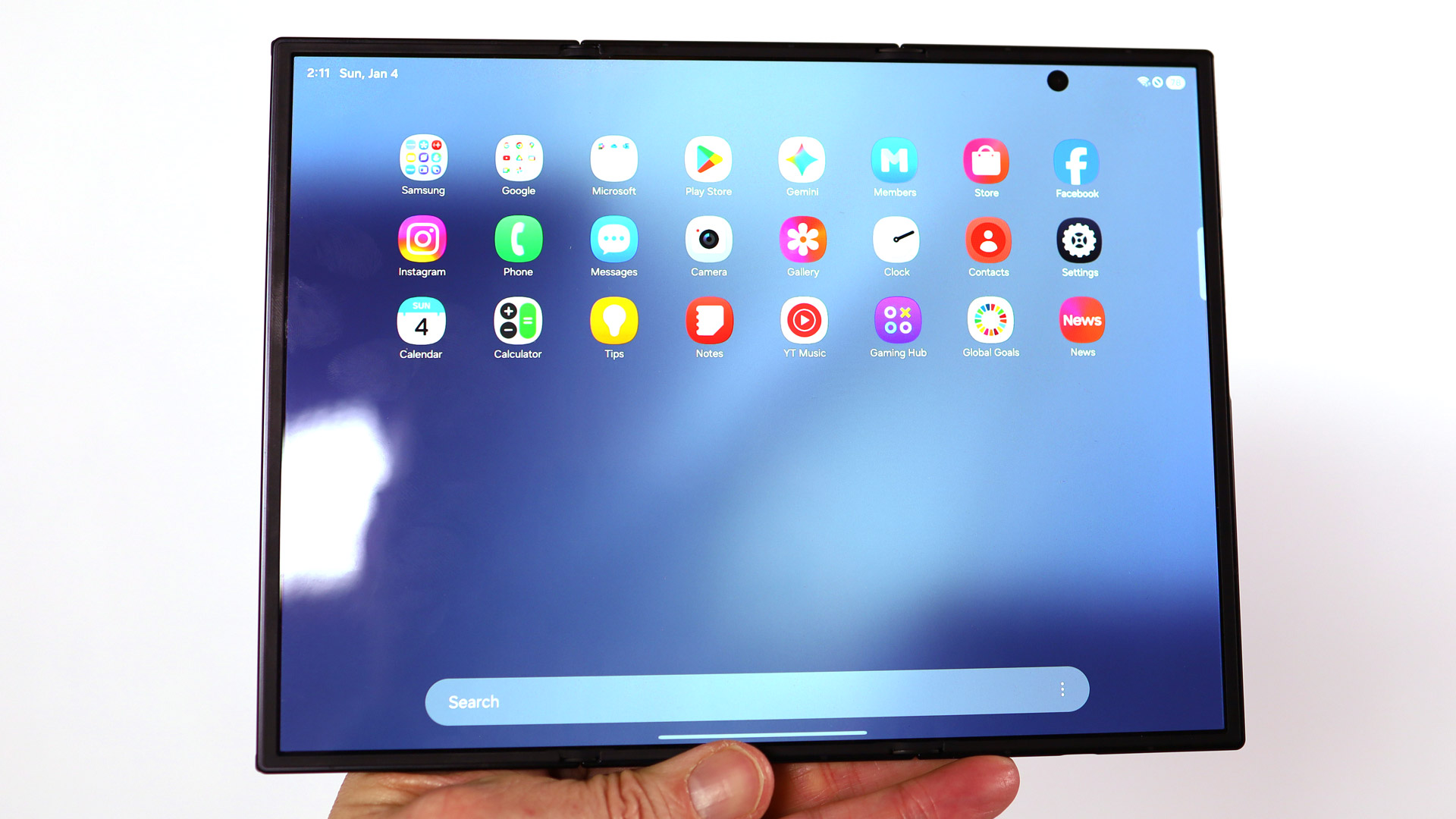 Смартфон Galaxy Z TriFold удивил экраном | DGL.RU
