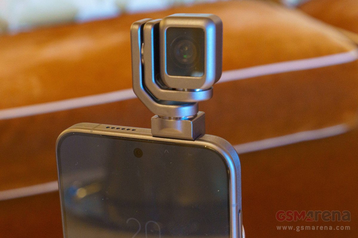 Обзор Honor Robot Phone: необычный смартфон с выдвижным стабилизатором картинка Смартфон Honor Robot Phone удивил камерой | DGL.RU