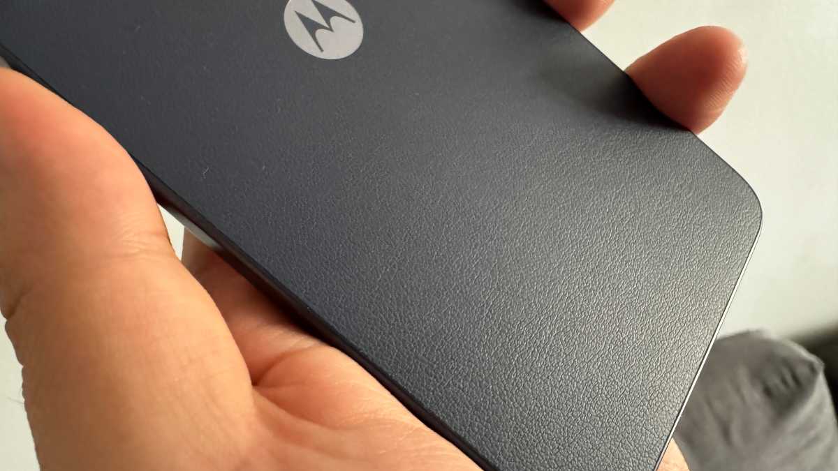 Смартфон Motorola Moto E15 — это максимум | DGL.RU