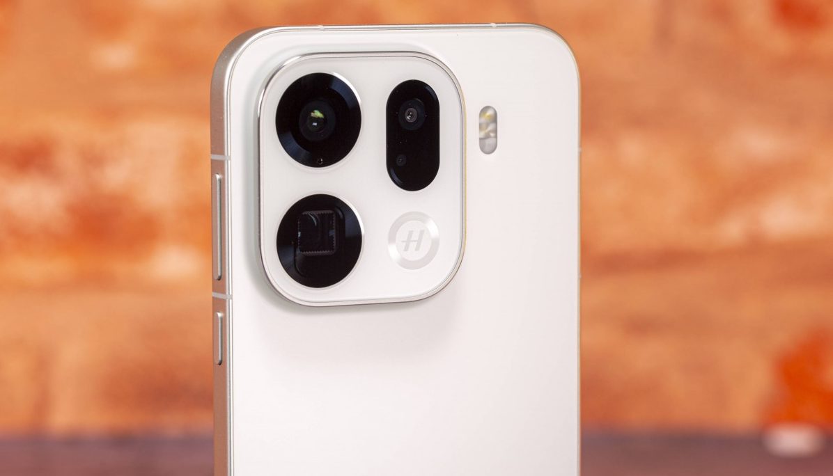 Oppo Find X9s могут оснастить двойной 200 МП камерой картинка Смартфон Oppo Find X9s получит 200 Мп камеру | DGL.RU