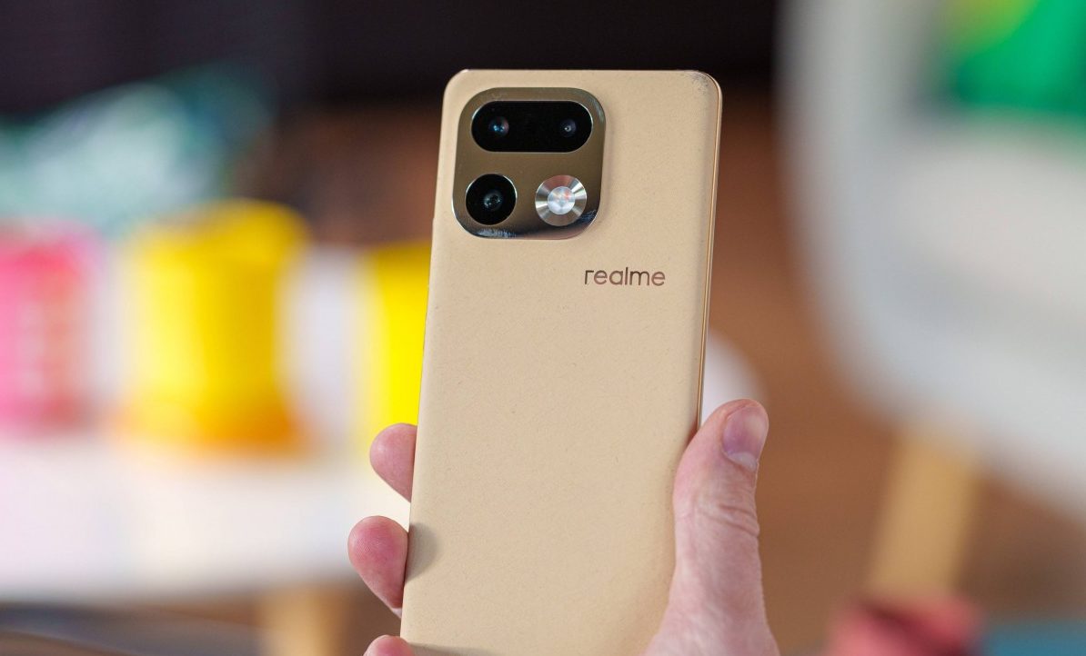 Смартфон Realme 16 Pro+: ставка на камеру | DGL.RU