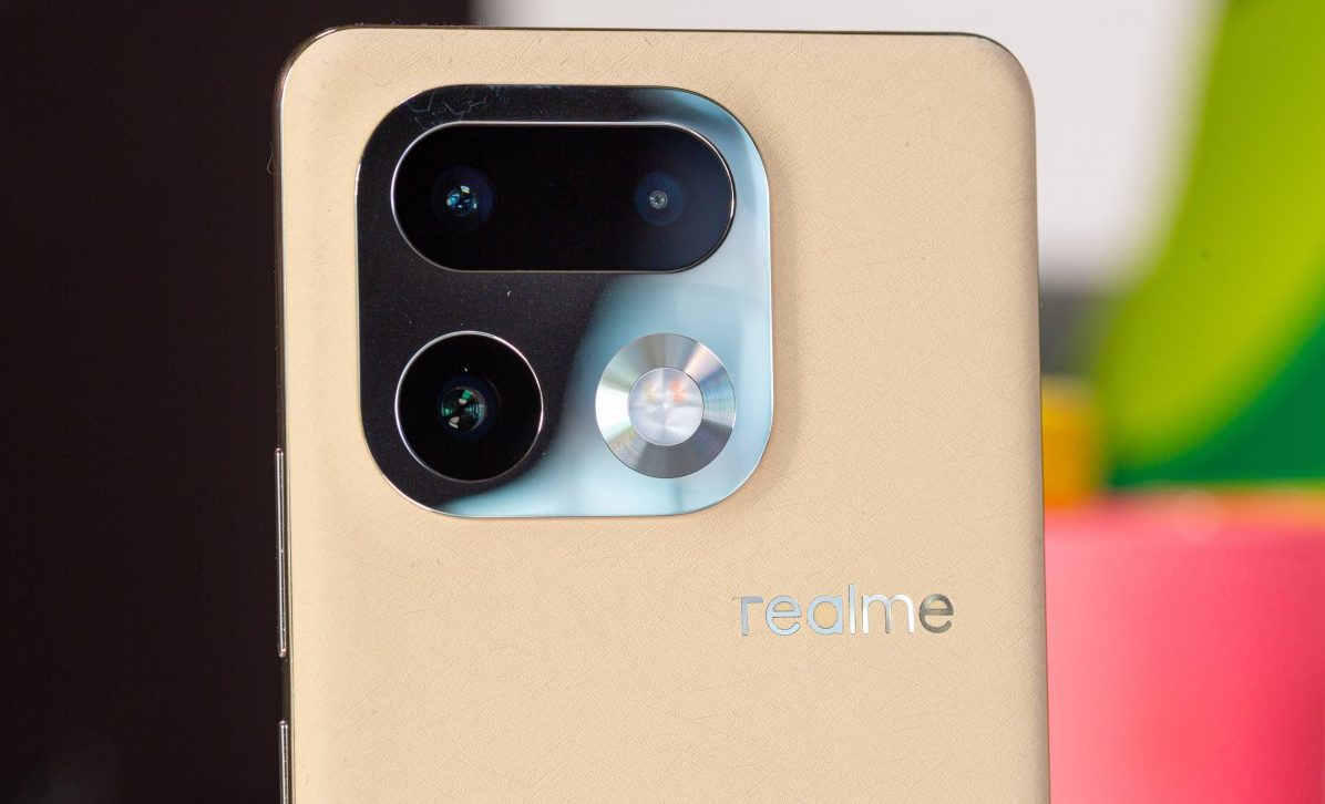 Смартфон Realme 16 Pro+: ставка на камеру | DGL.RU