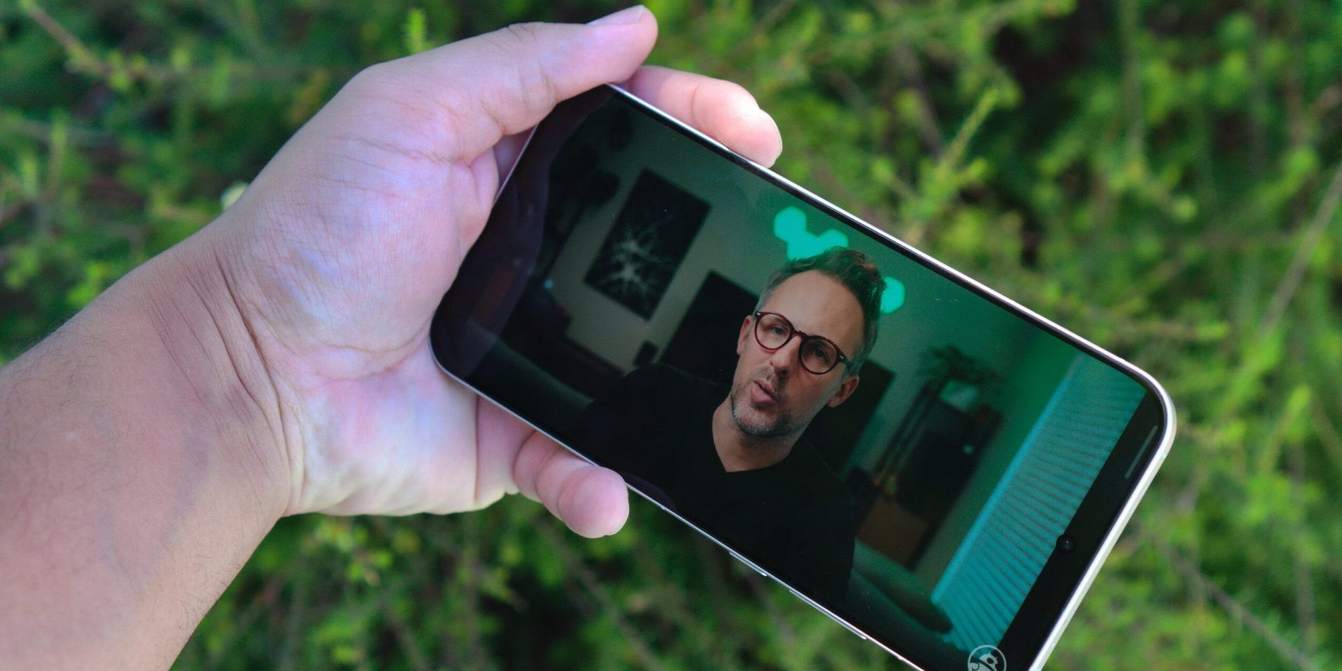 Обзор Realme GT8 Pro — тот самый OnePlus 15, который мы так и не увидели картинка Смартфон Realme GT8 Pro — флагман с зумом | DGL.RU