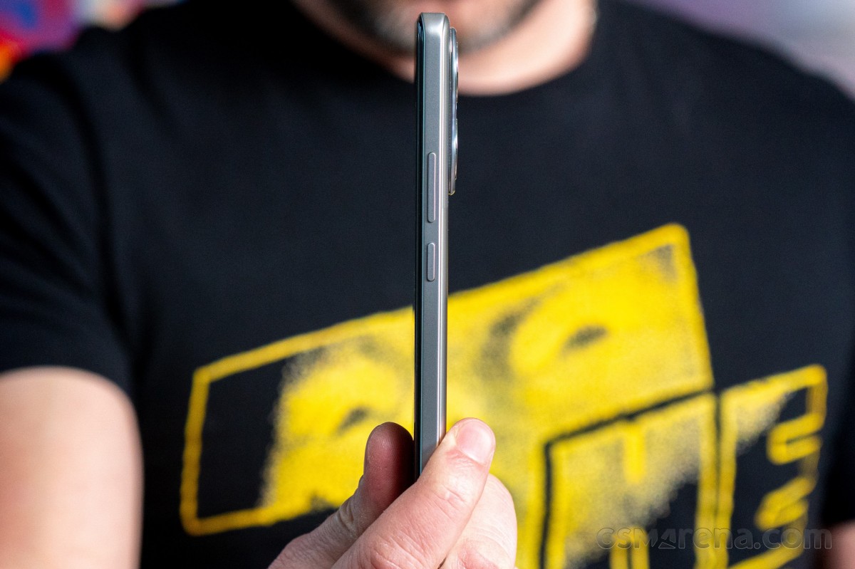 Распаковка Realme P4 Power: монстр автономности в обычном корпусе картинка Смартфон Realme P4 Power: гигантская батарея | DGL.RU