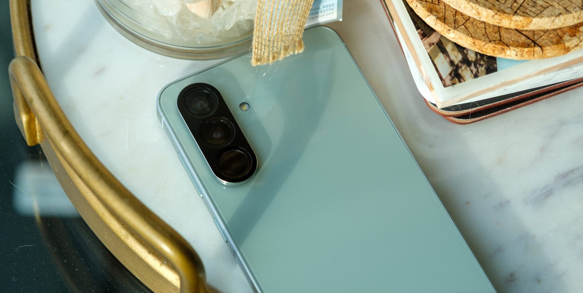 Смартфон Samsung Galaxy A56 5G без характера | DGL.RU