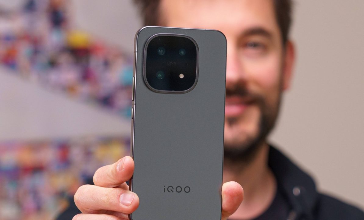 Смартфон Xiaomi 15 Ultra и лучшие флагманы года | DGL.RU