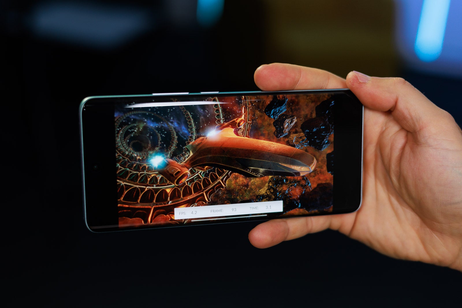 Обзор Xiaomi Redmi Note 15 5G: мастер-класс по бюджетному дизайну картинка Смартфон Xiaomi Redmi Note 15 5G рвёт бюджет | DGL.RU