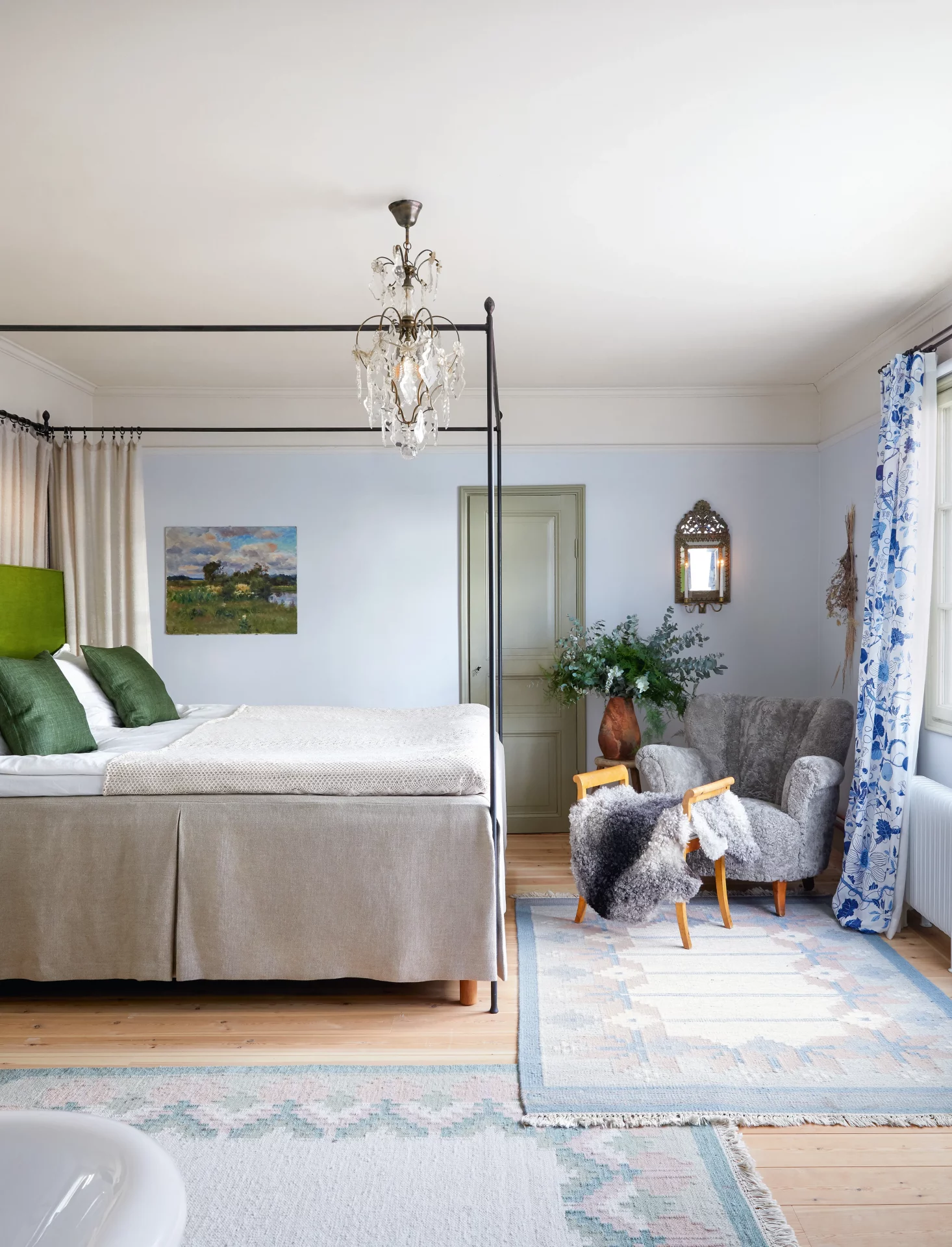 Дизайн спальни в синих тонах: 23 фото | DGL.RU