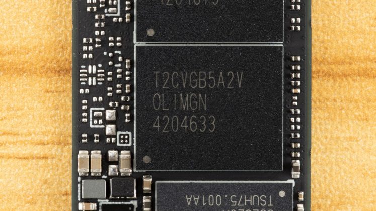 SSD-накопитель Corsair MP700 Micro | DGL.RU