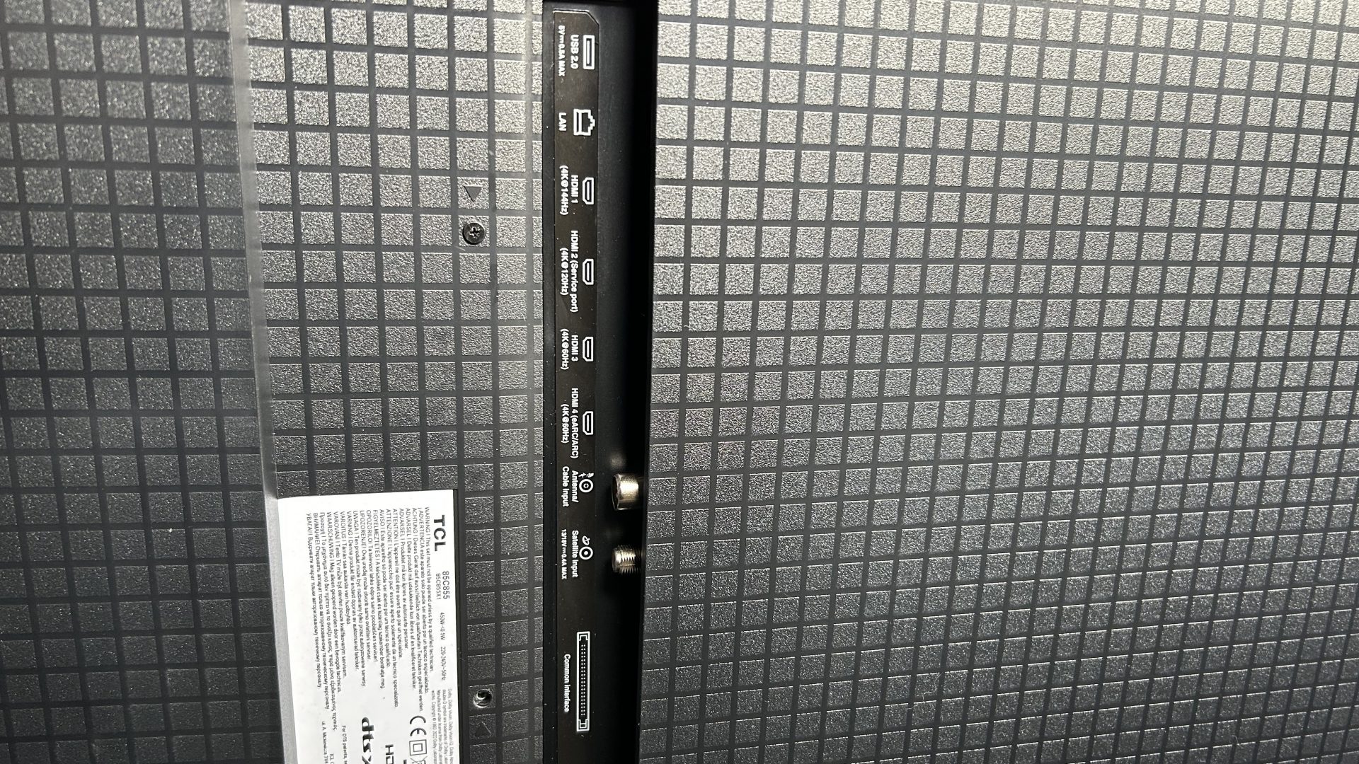 Обзор TCL C855: играйте по-крупному картинка Телевизор TCL C855 Mini-LED для кино и игр | DGL.RU