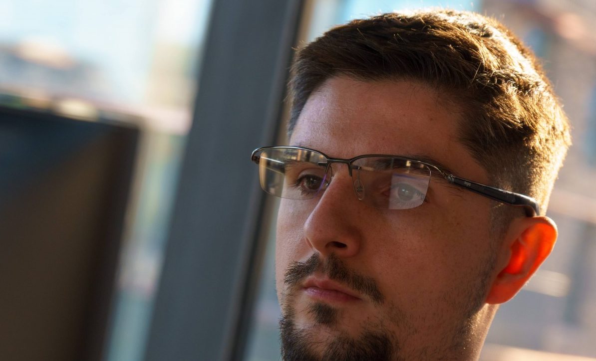 Обзор умных очков Xiaomi Mijia: стиль и звук картинка Умные аудиоочки Xiaomi Mijia для работы и звонков | DGL.RU