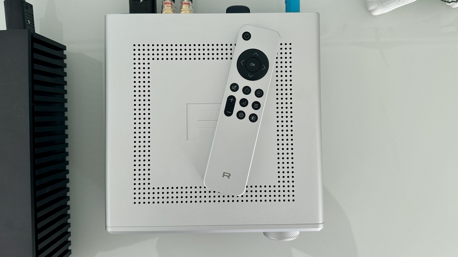 Усилитель Rotel DX-5 — компактный герой стерео | DGL.RU