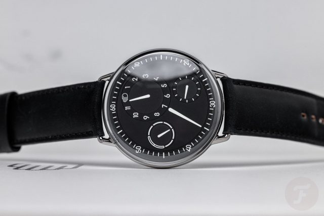 Обзор Ressence Type 1° Round: уникальные часы из титана
