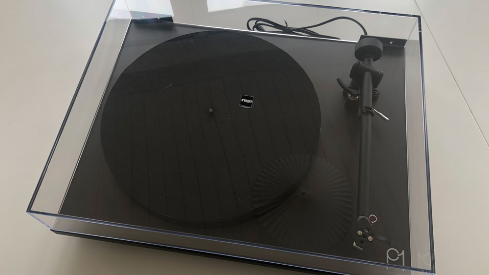 Обзор Rega Planar PL1 — лучший и доступный проигрыватель картинка Rega Planar PL1