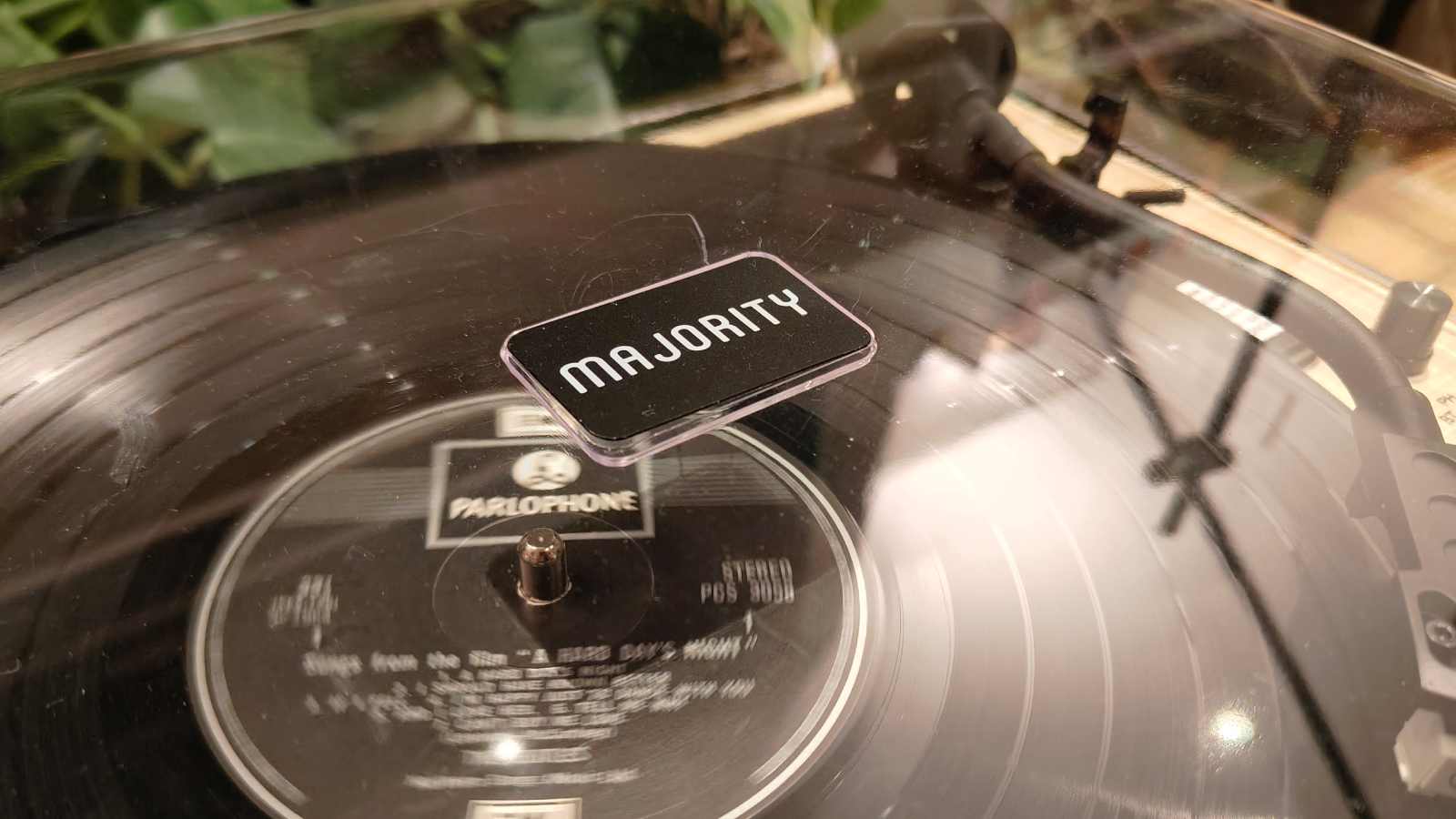 Обзор Majority Folio — недорогой проигрыватель винила картинка Majority Folio