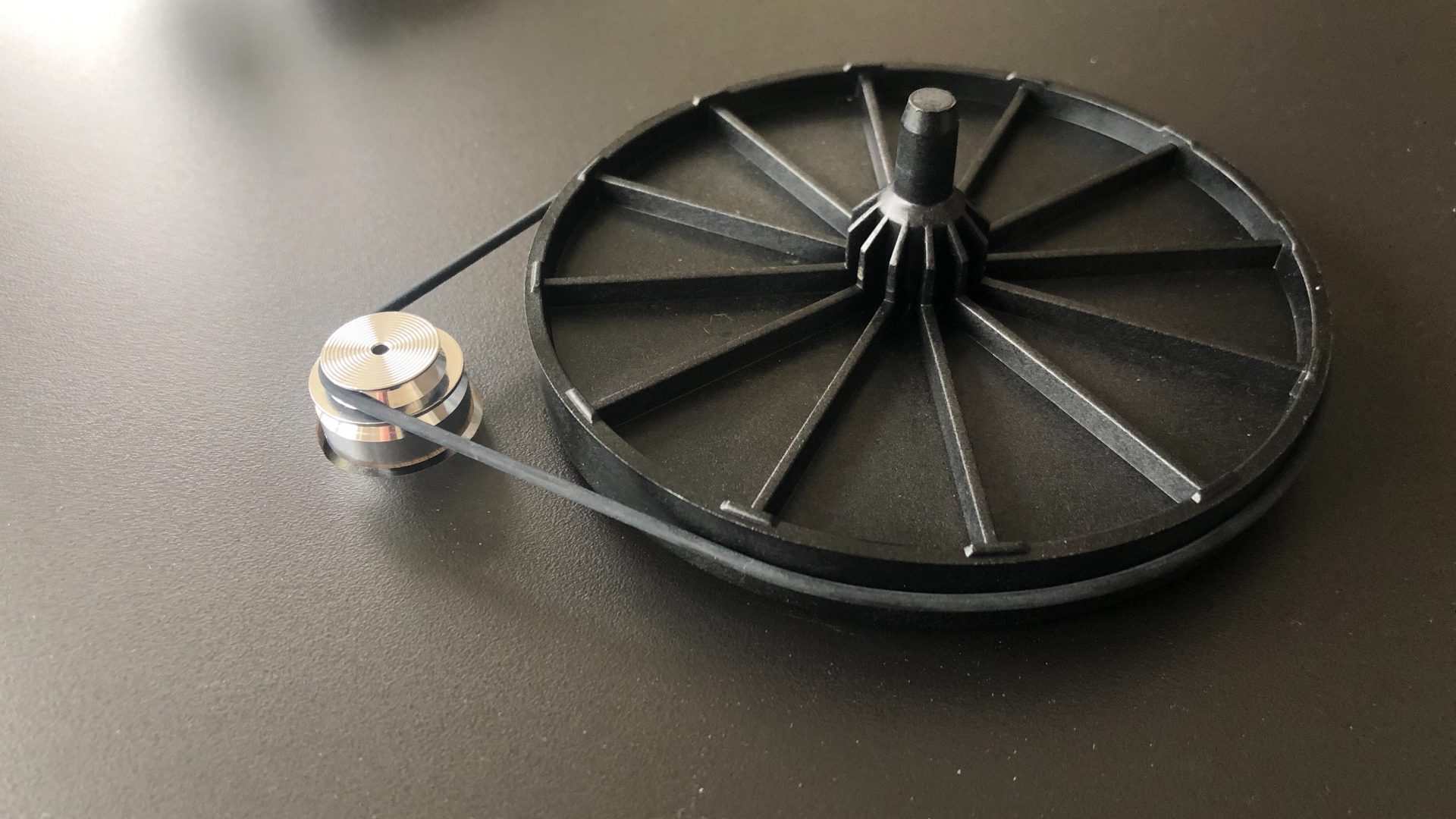 Обзор Rega Planar PL1 — лучший и доступный проигрыватель картинка Rega Planar PL1