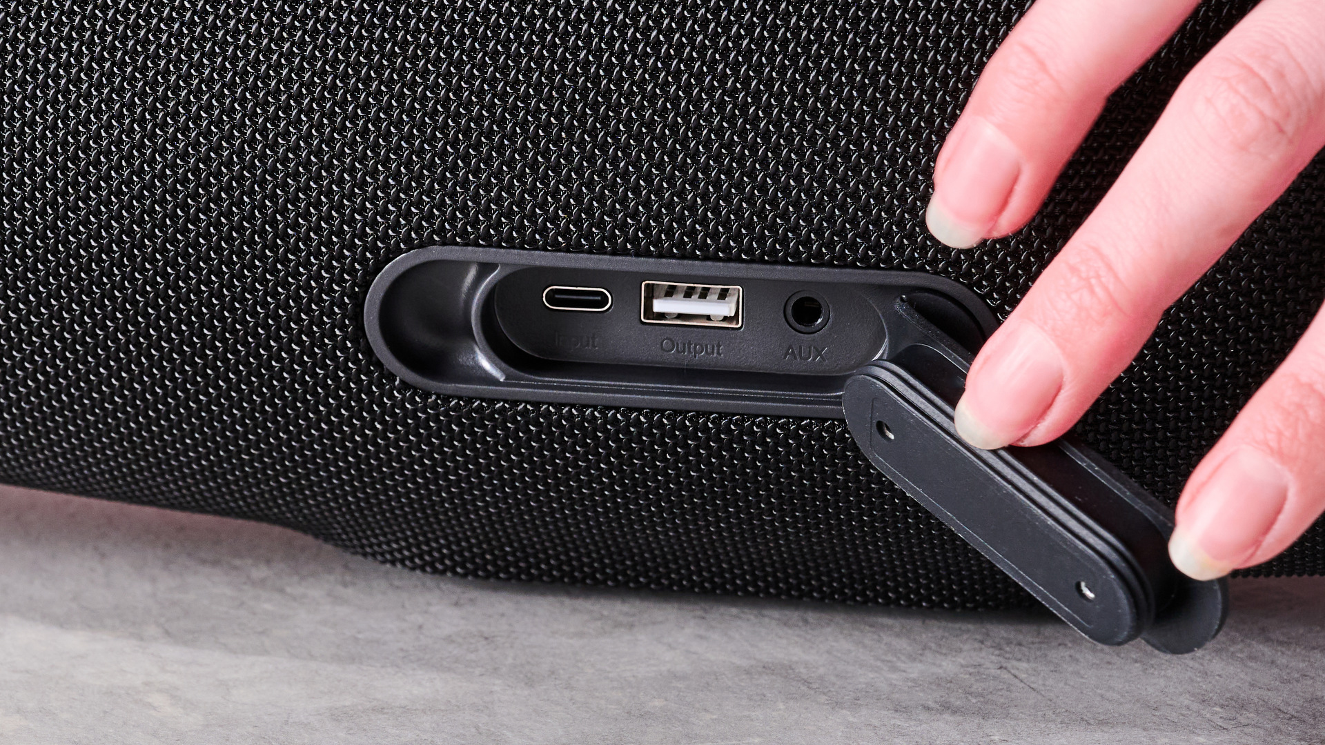 Tribit Stormbox Lava