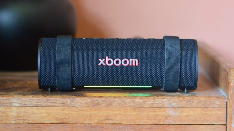 LG XBOOM Grab