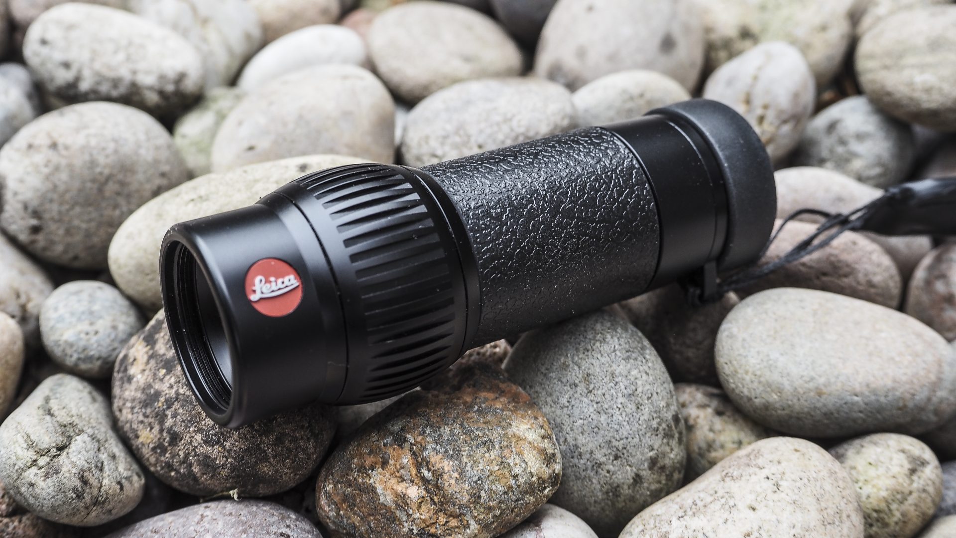 Leica Monovid 8x20 monocular