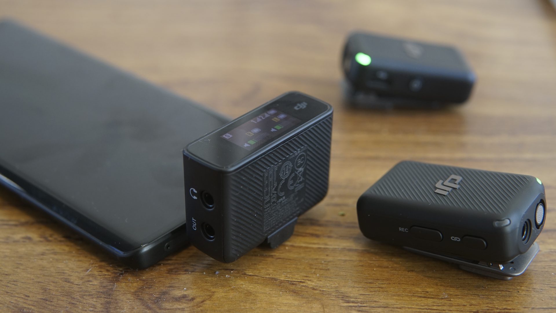 Лучшие беспроводные микрофоны в 2026 году для записи звука и видео