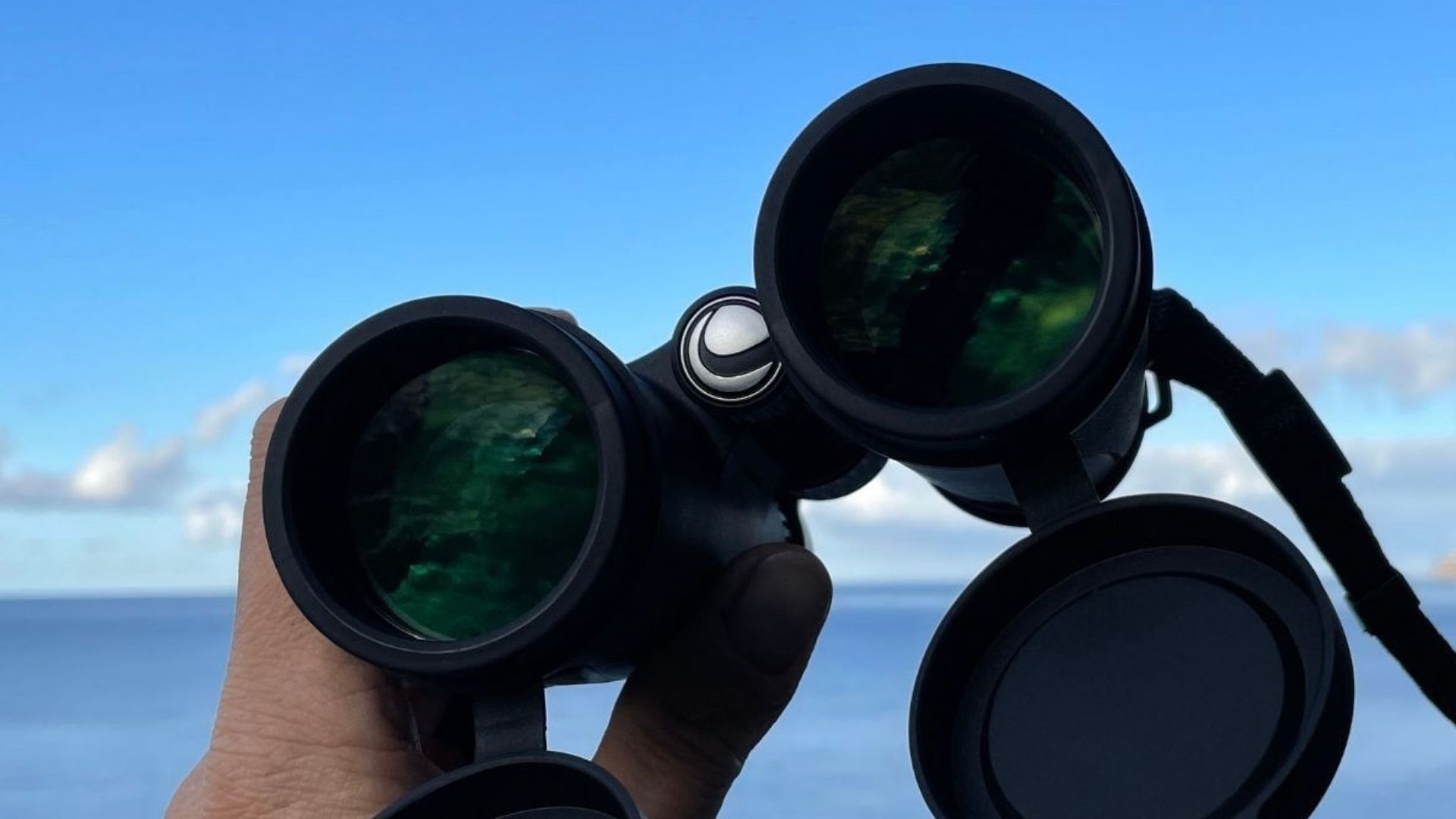 Celestron TrailSeeker 8x42