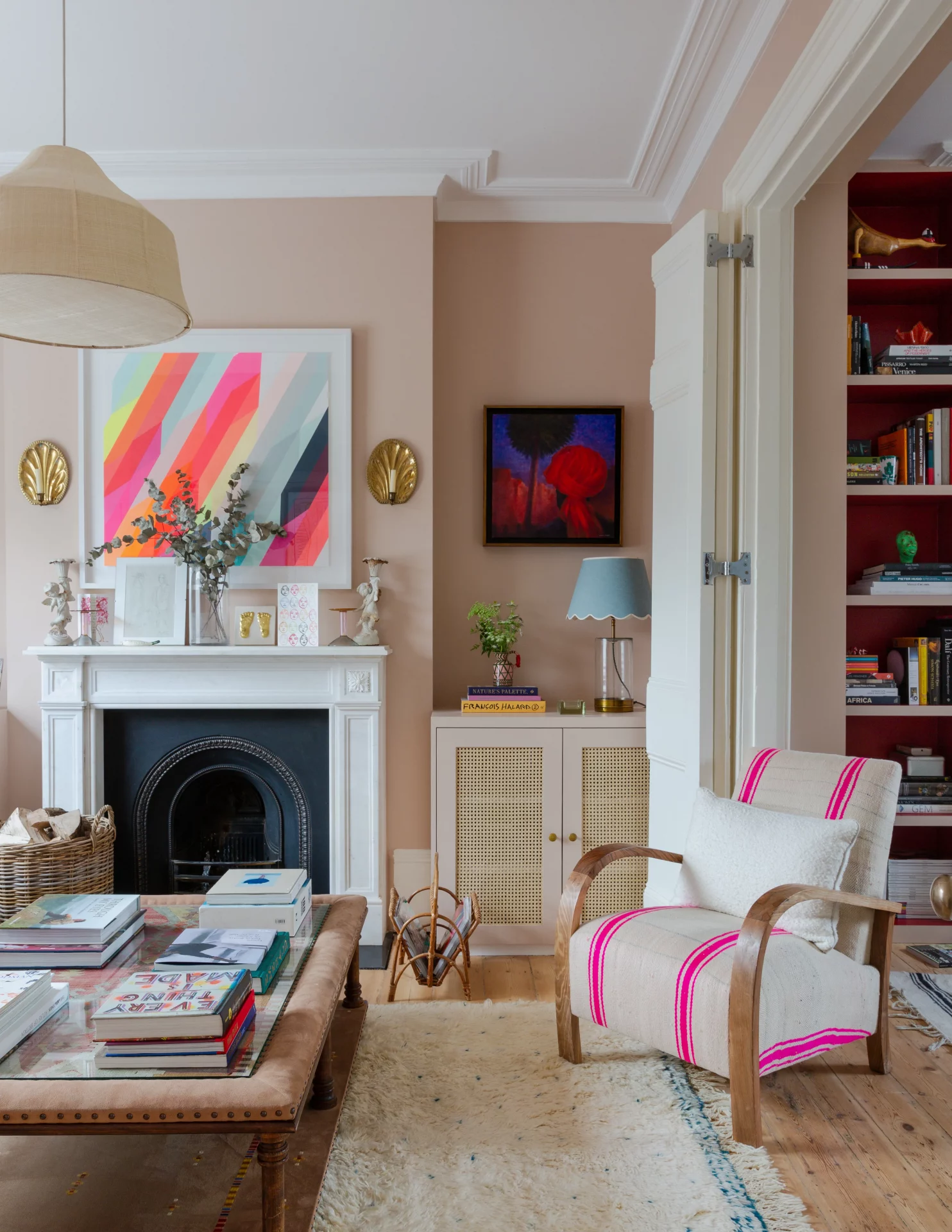 Дизайн интерьера: 31 идея для розовых стен | DGL.RU