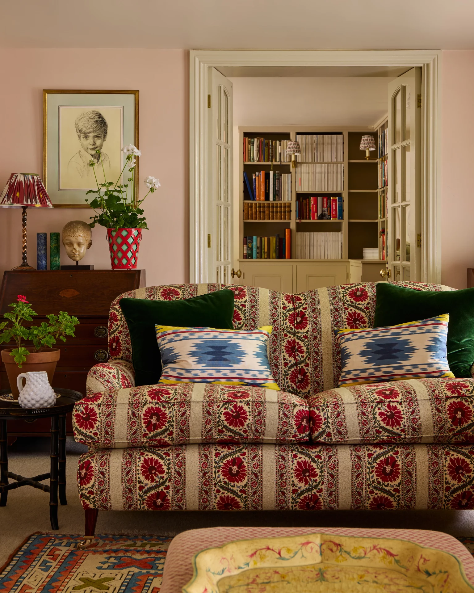 Дизайн интерьера: 31 идея для розовых стен | DGL.RU