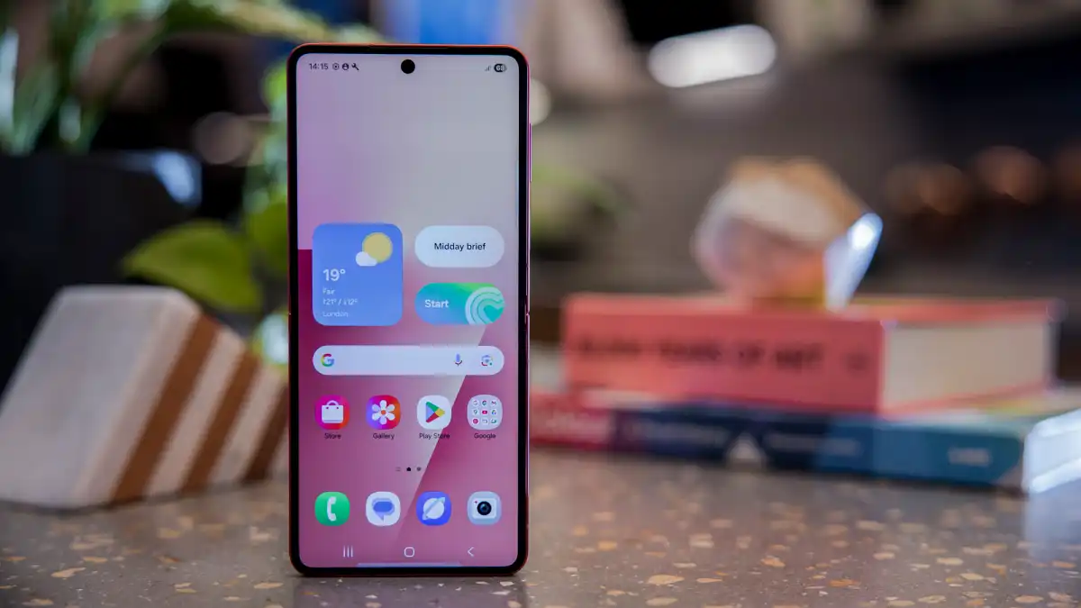 Очередной «прорыв», который пройдёт мимо. Почему Android 17 пропустят даже владельцы флагманов картинка Android 17