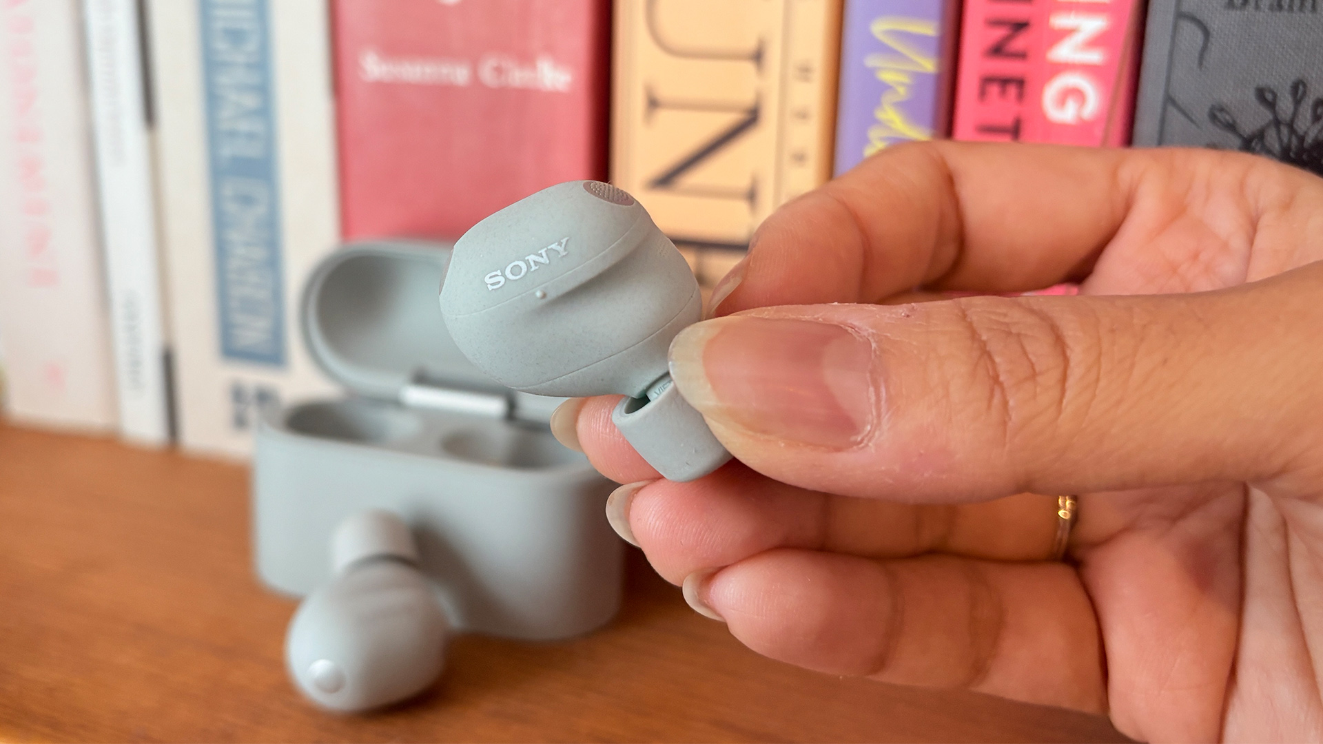 Беспроводные наушники Sony WF-1000XM6 | DGL.RU