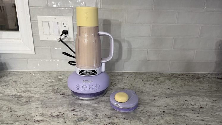 Блендер Ninja BlendBOSS для льда и смузи | DGL.RU