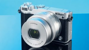 Фотокамера Nikon 1 J5: провальный эксперимент, который внезапно стал актуальным