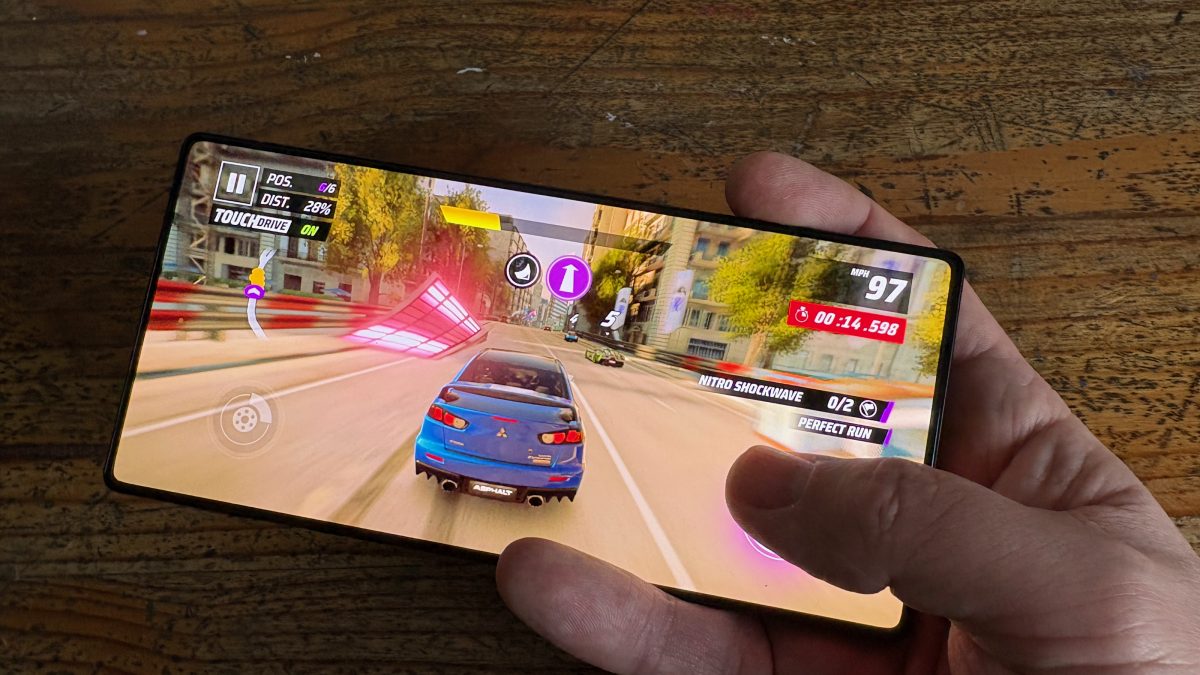 Игровой смартфон Redmagic 11 Air для игр в дороге | DGL.RU