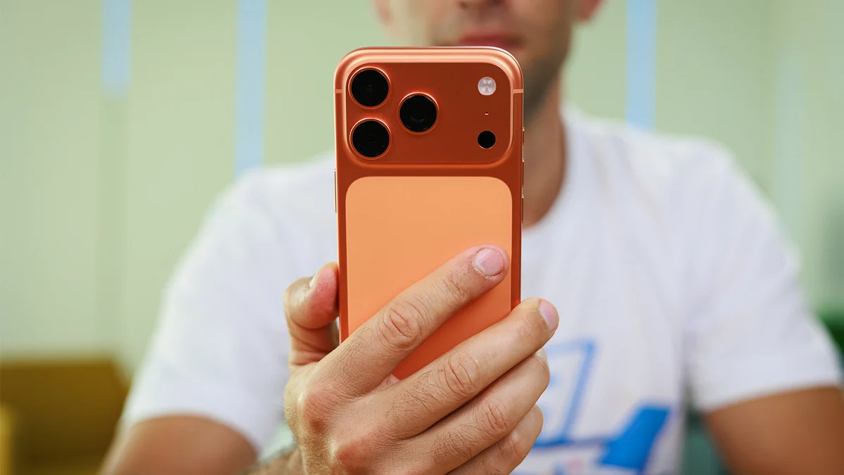 «Не выживет до вечера»: неделя с iPhone 17 Pro разбила главный миф Apple