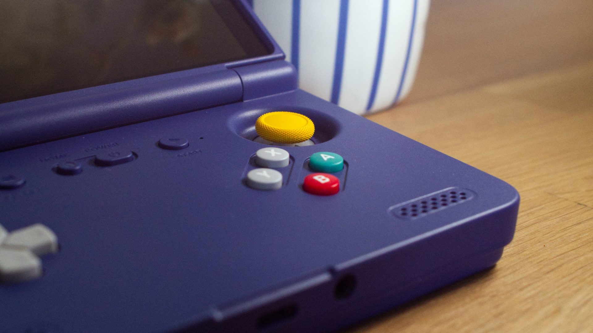 Эта портативная консоль может стать вашим любимым гаджетом на каждый день