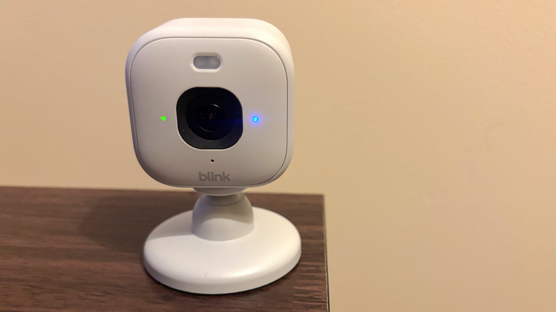 Камера видеонаблюдения Blink Mini 2K+ | DGL.RU