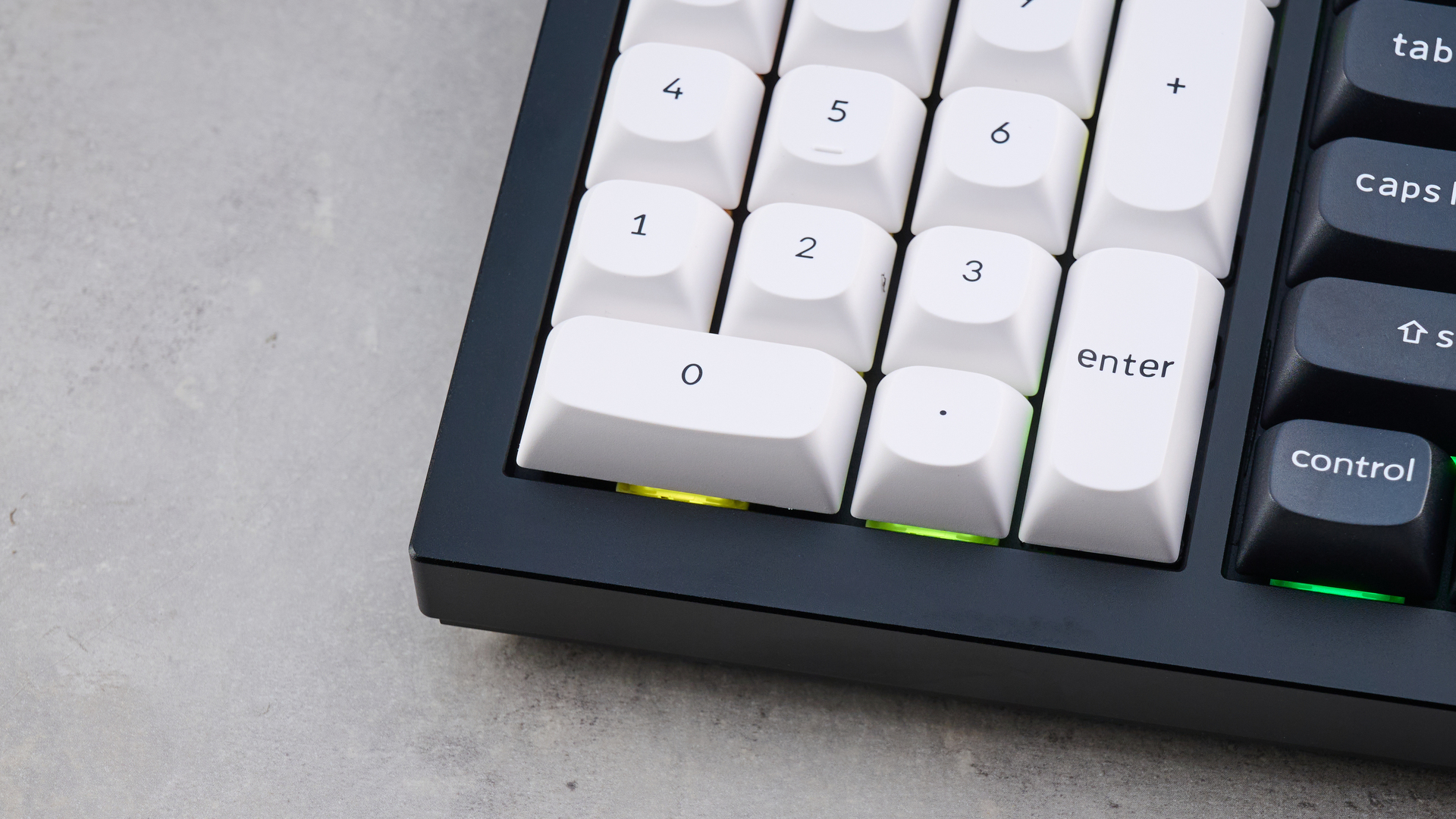 Клавиатура Keychron Q12 HE — магнитный монстр | DGL.RU