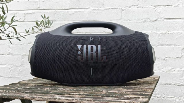 Колонка JBL Boombox 4 для дома и улицы | DGL.RU