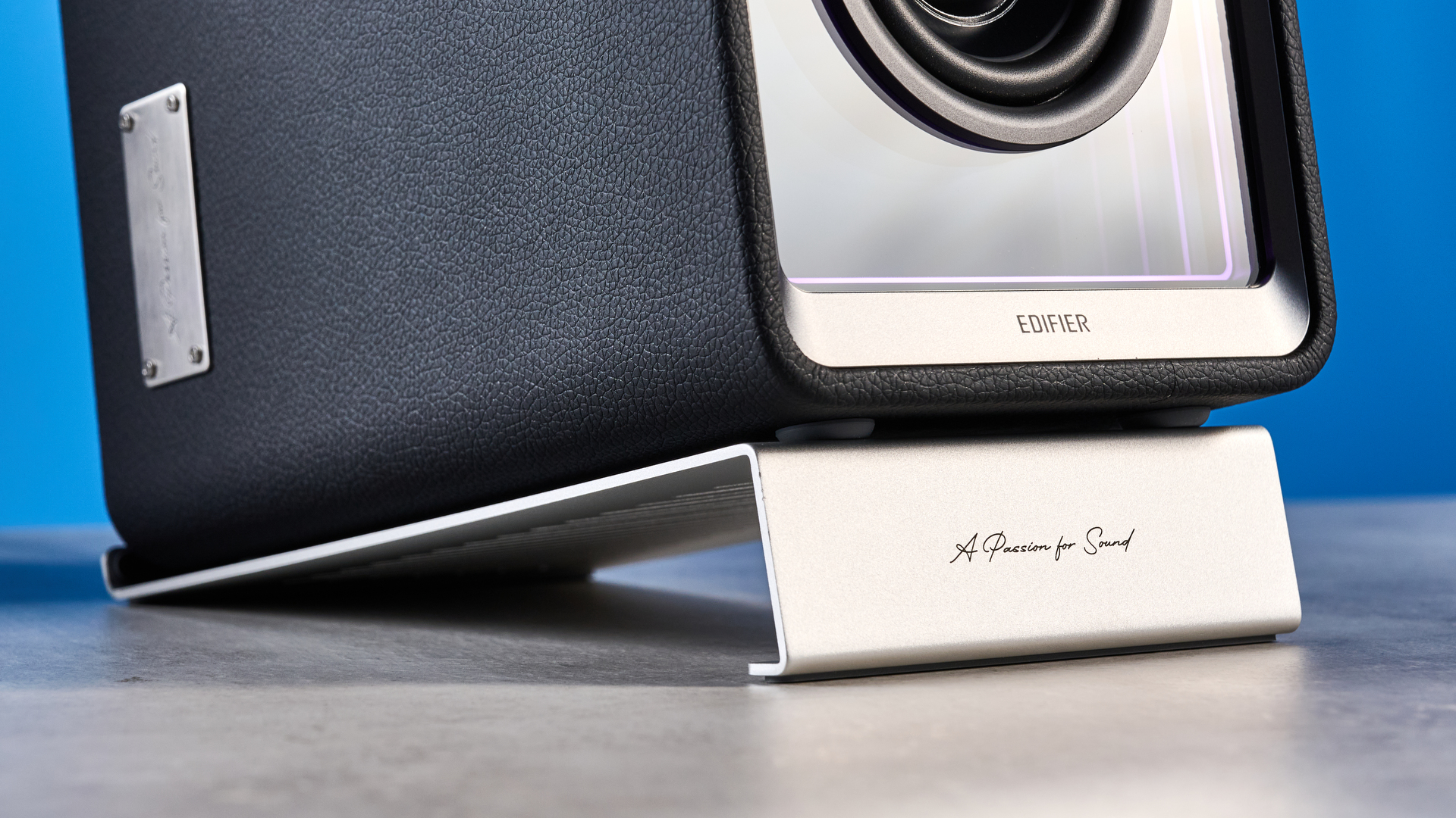 Компьютерные колонки Edifier QR65 удивили | DGL.RU