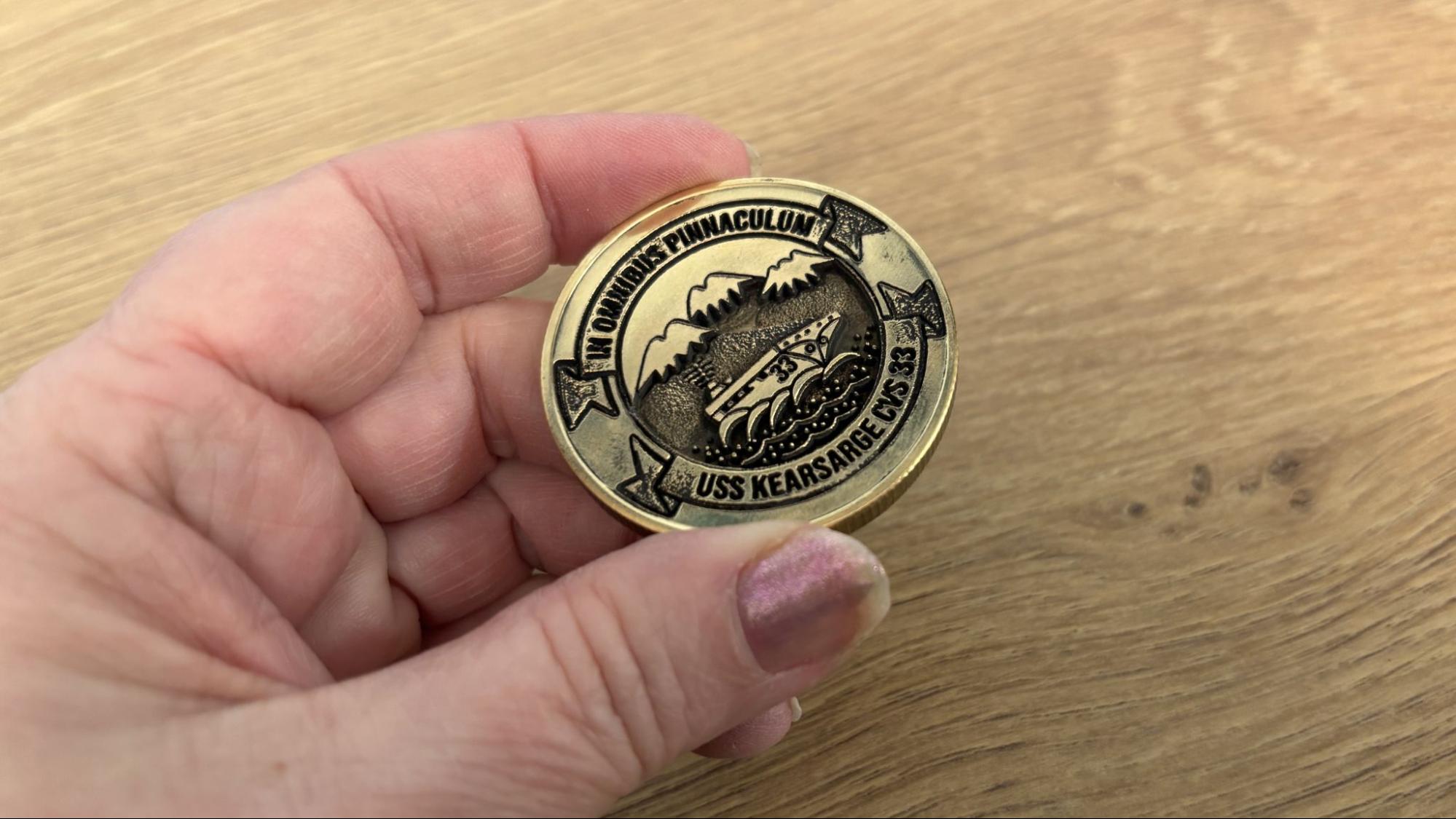 Лазерный станок xTool F2 Ultra: гравировка металла | DGL.RU