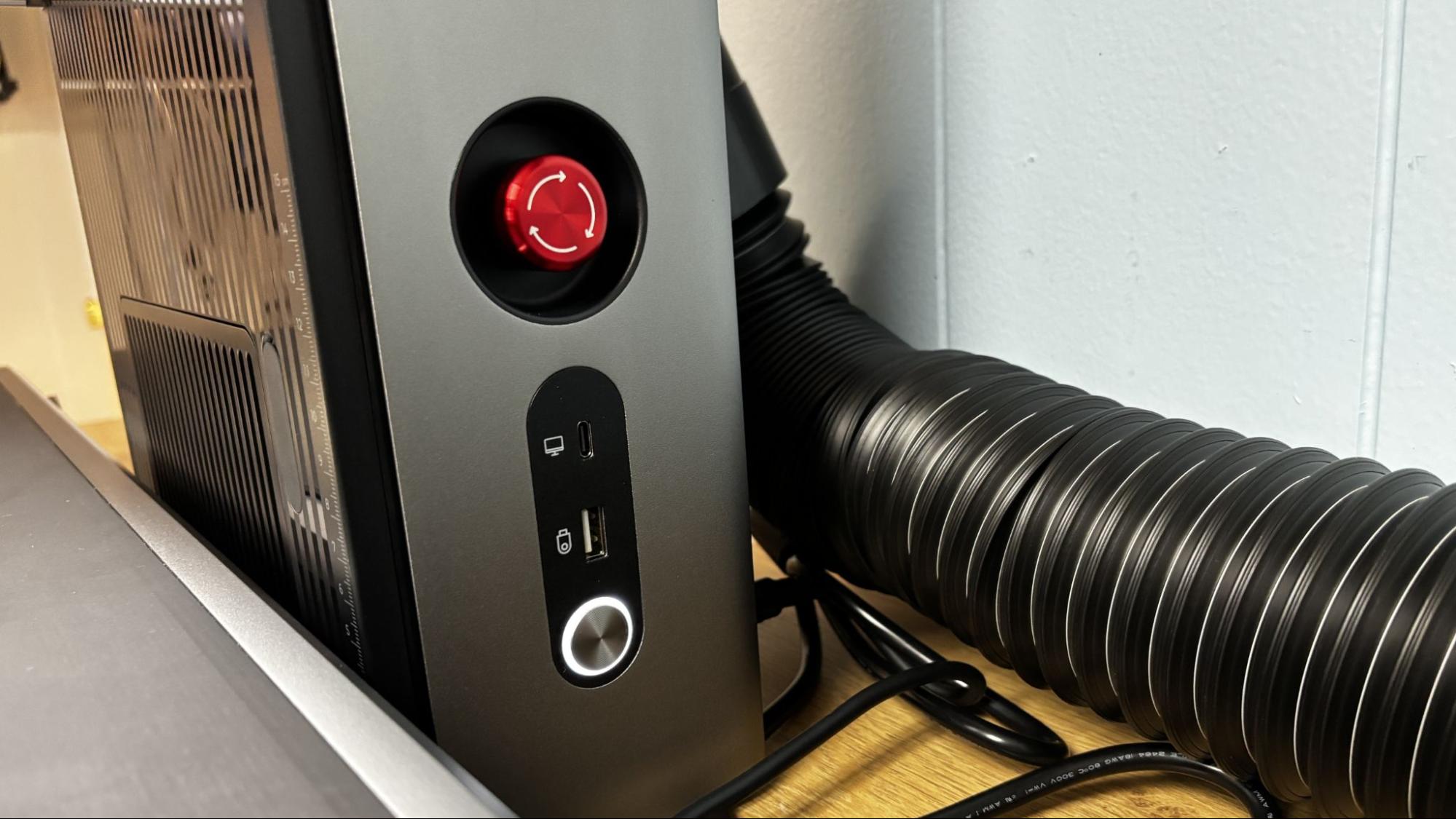 Лазерный станок xTool F2 Ultra: гравировка металла | DGL.RU