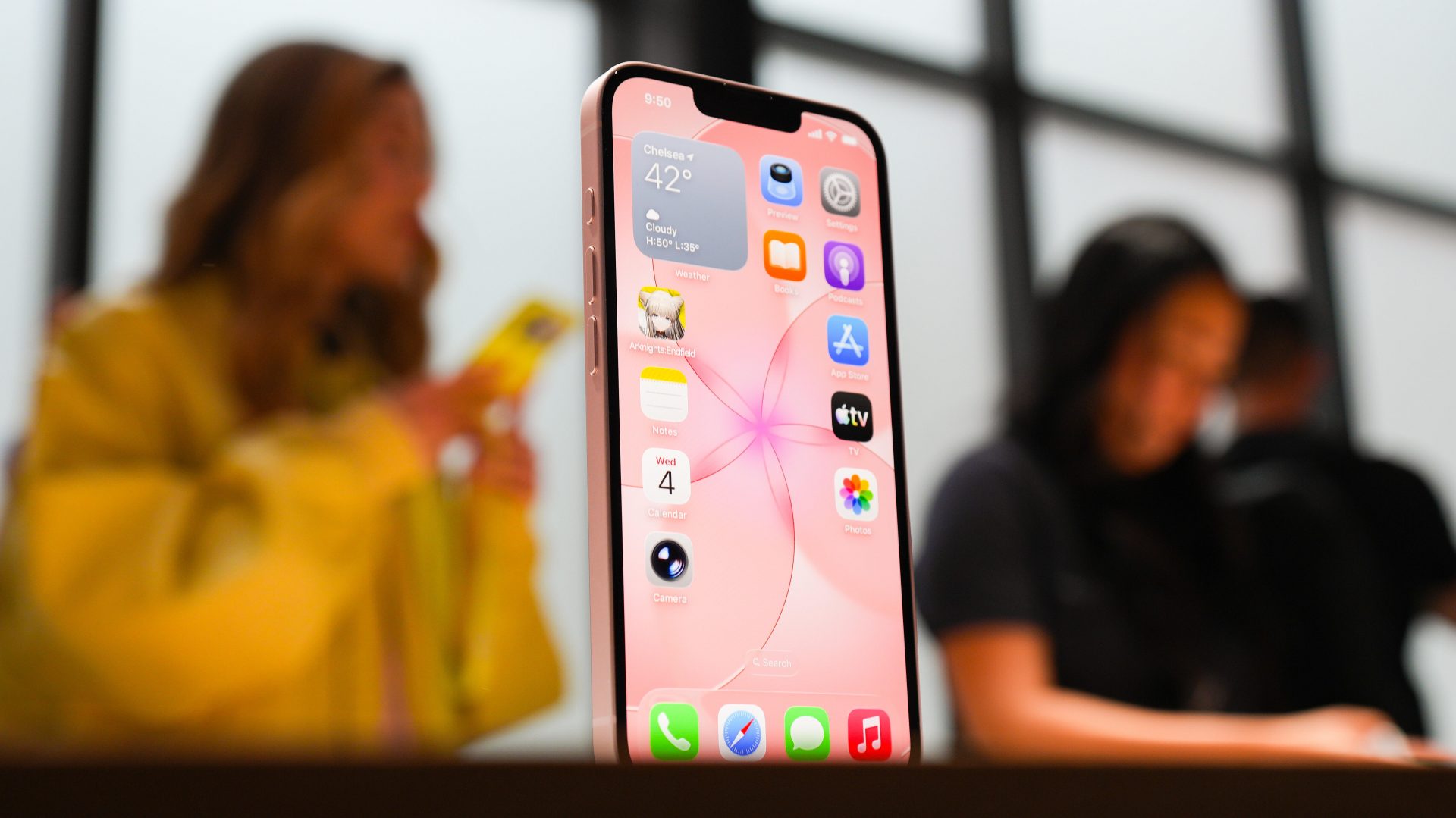 Лучшие iPhone в 2026 году: какой смартфон Apple выбрать картинка Лучшие iPhone 2026 года: рейтинг моделей | DGL.RU