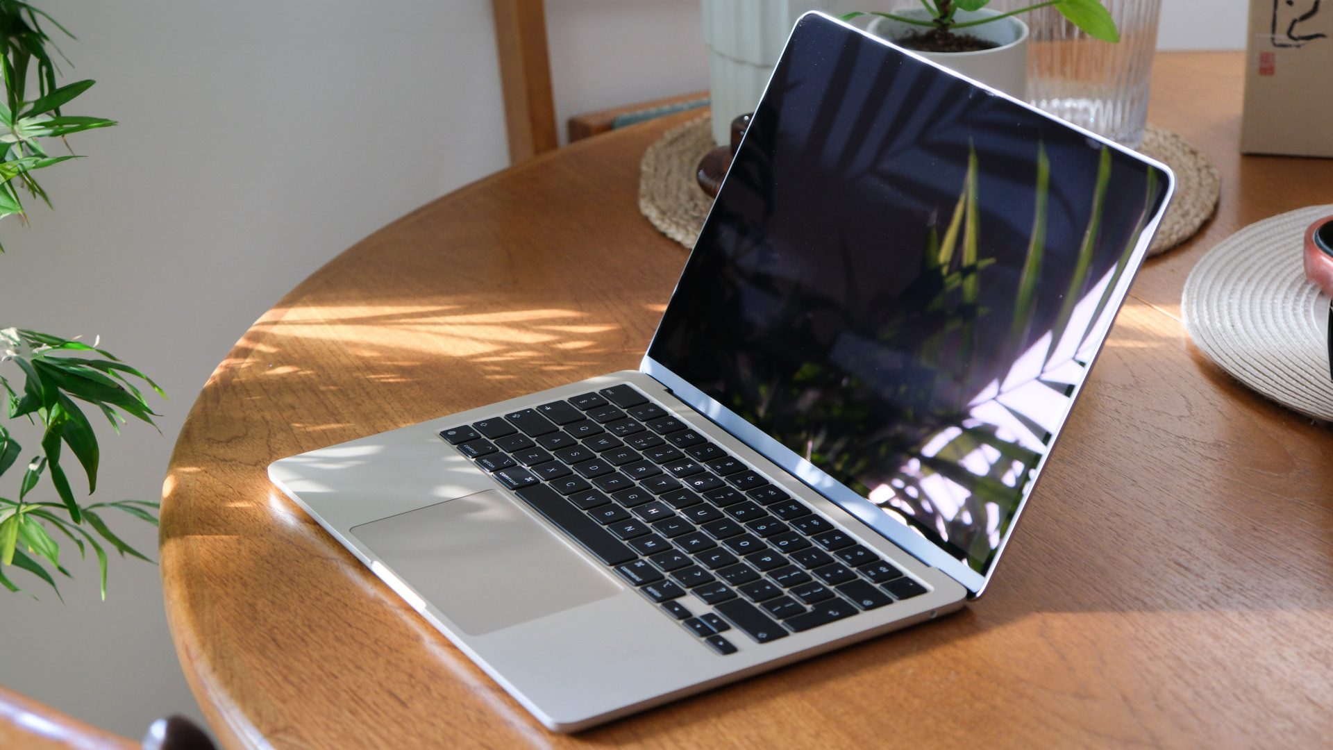 Лучшие MacBook для обработки фото в 2026 году: топ моделей картинка Лучшие MacBook для обработки фото 2026 | DGL.RU3