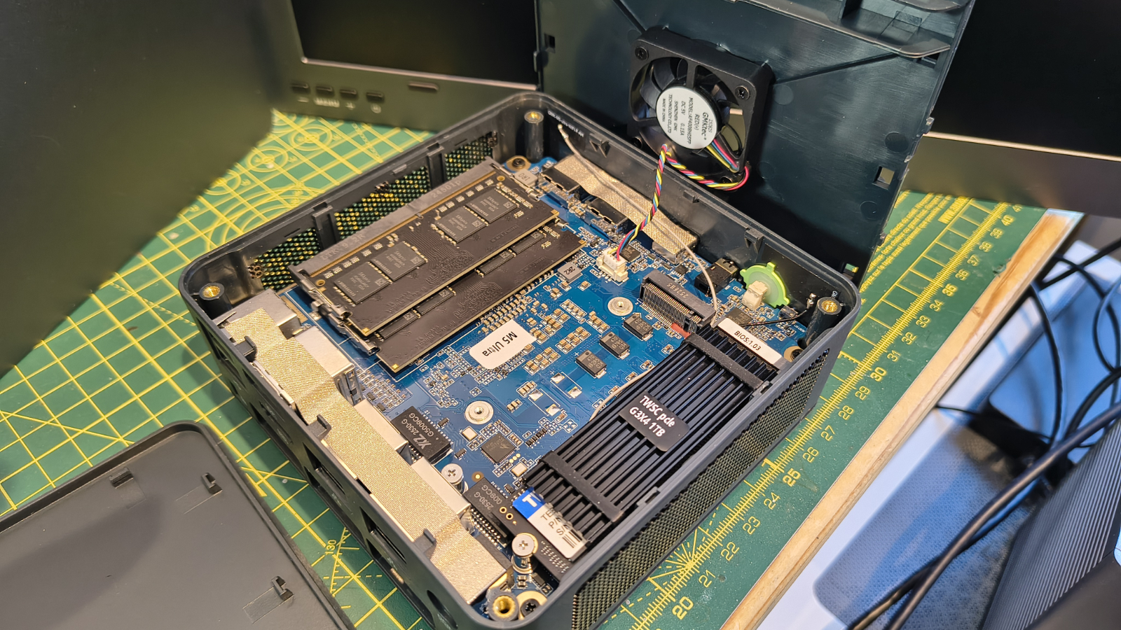 Мини-ПК GMKtec NucBox M5 Ultra — универсал | DGL.RU