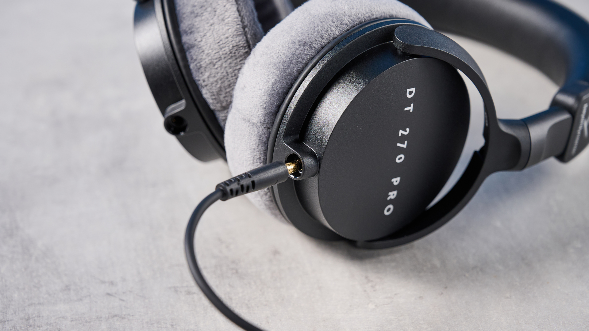 Наушники Beyerdynamic DT 270 Pro для музыкантов | DGL.RU